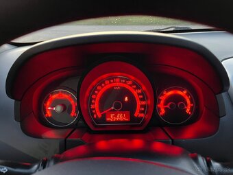 KIA Ceed Combi 1.6 CRDi = 85kW r.v 2012, Top Stav = - 16