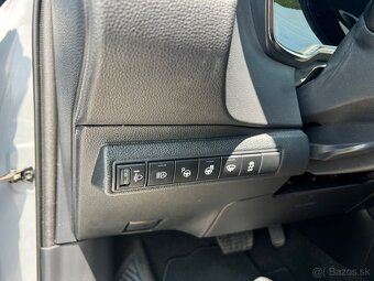 Toyota Corolla Combi Corrola 1,8 hybrid GR SPORT v záruke - 16
