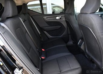 Volvo XC40 T3 PO SERVISE TAŽNÉ MANUÁL 120 kw - 16