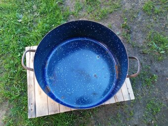 Smaltované hrnce, nádoby - 16