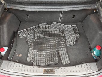 Surne predam Ford Focus 1.6 ecoboost benzin 2011 - 16