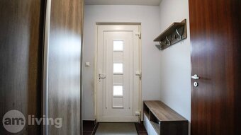 TOP - Na predaj 4 izbový RODINNÝ DOM v obci Košeca - 471m² - 16