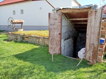 Starý vidiecky dom s veľkorysým pozemkom - 16