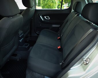 ŠKODA FABIA 1.2 12V ELEGANCE BENZIN- DIGIKLIMA-VYHREV-127tis - 16
