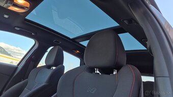 Hyundai i30 CW 1.5 T-GDi mHEV N Line DCT PANORAMA - 16