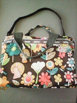 Kabelky a tašky - 16