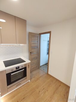 3 izbový, 57m2+6m loggia, Trieda SNP; Košice-Západ - 16