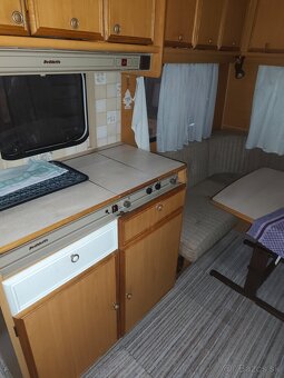 Predám karavan, obytný príves - 16