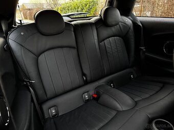 MINI Cooper S 2.0 Turbo Benzín r.v.2020 Kupovane nové v SR - 16