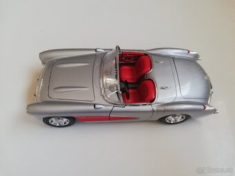 1:18 CHEVROLET Corvette , Bburago - 16