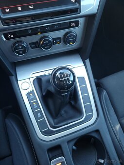 Volkswagen Passat Alltrack 2.0 TDI SCR BMT 4MOTION - 16