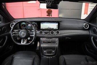 Mercedes-Benz E53 AMG Sedan 4Matic DPH - 16
