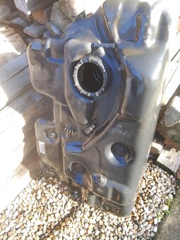 Ford Galaxy, 1,9tdi, 85kw, 2002 - 16