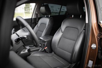 Kia Sportage 2.0 CRDi AWD M6 GOLD - 16