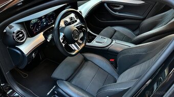 Mercedes-Benz E trieda Kombi 300DE AMG line - 16