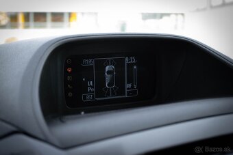 Ford Tourneo Custom 2.2 TDCi 9 MIEST / AJ NA SPLÁTKY / - 16