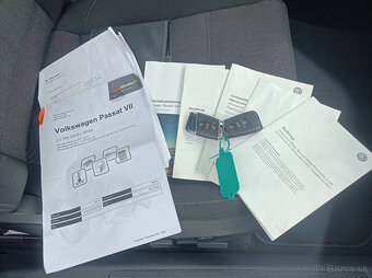 Volkswagen Passat, 110kw,APP,NAVI,r.2017,automat - 16