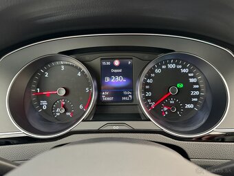 Volkswagen Passat Variant 2.0 TDI EVO Business DSG - 16