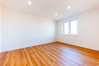 Rodinný dom na predaj - REZERVOVANÉ, Nové Mesto nad Váhom - 16