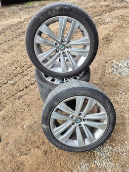 Predám elektróny 5x112r18 originál VW GROUP - 16