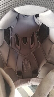 Predám novú karbónovú prilbu AGV Sportmodular -L - 16