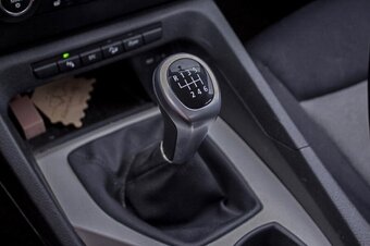 BMW X1 r.2010 , 110kw 4x4 - 16