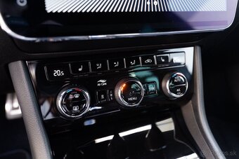 Škoda Superb Combi 4x4 Sportline 140 kW(190k) ako nový - 16