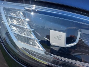 Renault Scenic TCe 140 "EDITION BOSE" - 16