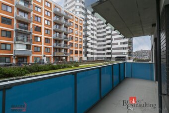 Príjemné rodinné bývanie v srdci Jégeho Aleje s parkovaním / - 16