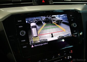 Volkswagen Passat 2.0 TDI 110kW DSG Variant nafta automat - 16