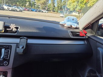 VOLKSWAGEN PASSAT B7 - 16
