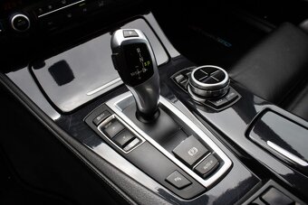 BMW 535d Touring z roku 2012 - 16