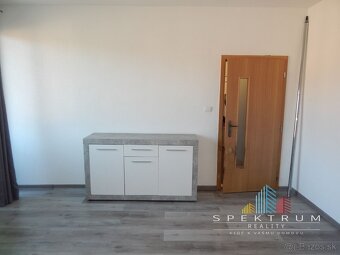 REZERVOVANÉ-EXKLUZÍVNE- SPEKTRUM REALITY- Na PREDAJ 3 -izbov - 16