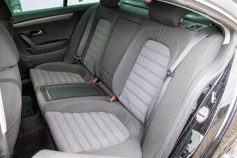 Volkswagen Passat CC - 16