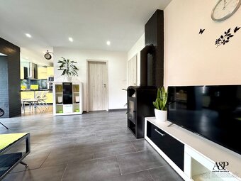 NA PREDAJ 3 IZB. RODINNÝ DOM, POZEMOK 482 M2, ČÁČOV okr. SEN - 16