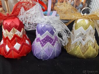 Predám nové vianočné zvončeky, gule, srdiečka, vence. - 16