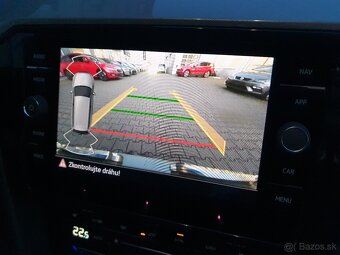 VW Passat B8 Variant 2.0TDI 147kW 4x4 DSG - záruka Autodraft - 16