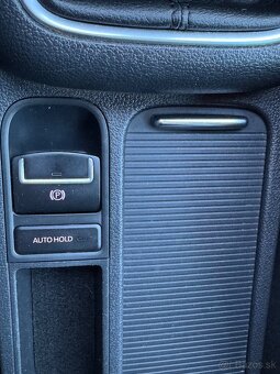 Volkswagen Tiguan 2,0 TDI Bluemotion - 16