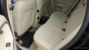 VOLVO XC60 2.4D AT/6 - 16