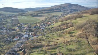 Cinobaňa - starší RD s pozemkom 4539m2 - 16