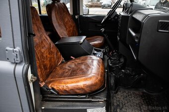 Land Rover Defender 110 SW, 90kW, (2007) - 16
