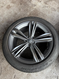 Volkswagen Tiguan Allspace 7m R-Line 2.0 TSI 190k 4MOTION - 16