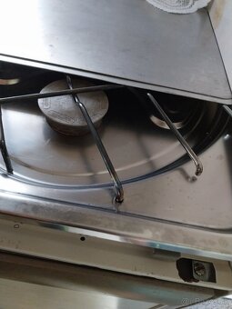 Predám karavan  pre 4 osoby  ( rýchlosť 100 KM/h )vTP - 16