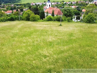 Dom na výnimočnom pozemku o rozlohe 15975m2 s prekrásnym v - 16
