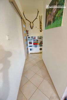 Byt 2+1 (59 m2) s balkónom na sídl. Mier v Sp. Novej Vsi - 16