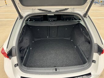 Škoda Octavia Kombi 2.0 TDI Style Automat Virtual cockpit - 16