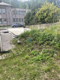 Rodinný dom v procese rekonštrukcie pred dokončením v Podbre - 16