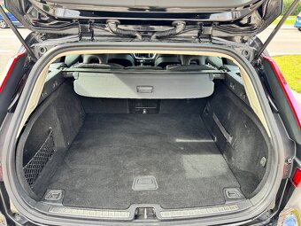 Volvo V60 2020 4x4 2.0 diesel, D4, automat - 16