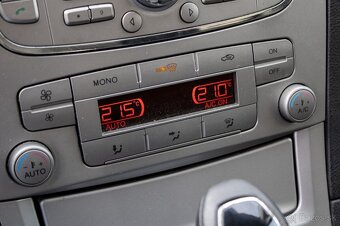 Ford Galaxy 2.0 TDCi DPF Titanium / Automat / 96kW - 16