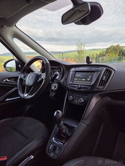 Opel Zafira Tourer 1.4 Turbo - 16